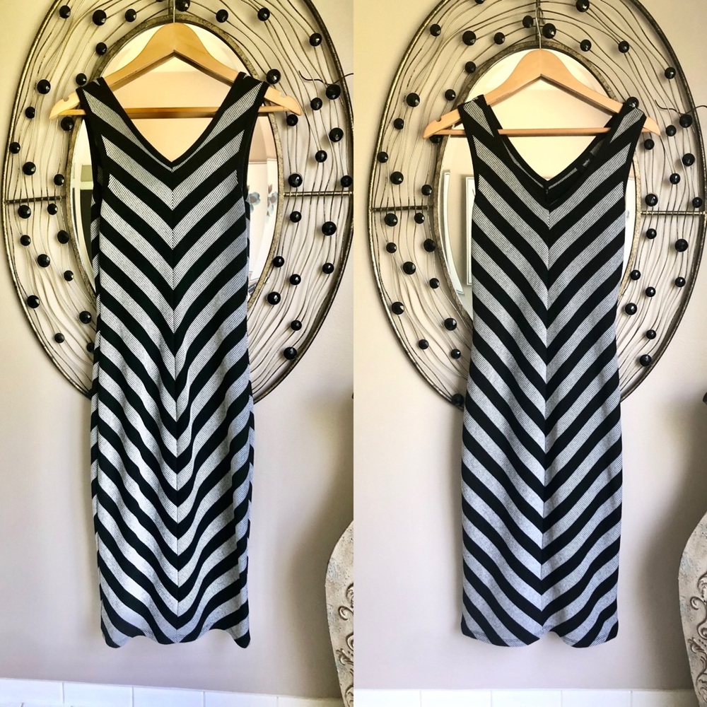 Mossimo Sleeveless V-neck Striped Knit Maxi Dress Gray Small